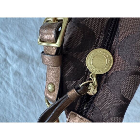 Coach 40757 Legacy Signature Brown Canvas Small Hobo Baguette bag - Picture 5 of 10